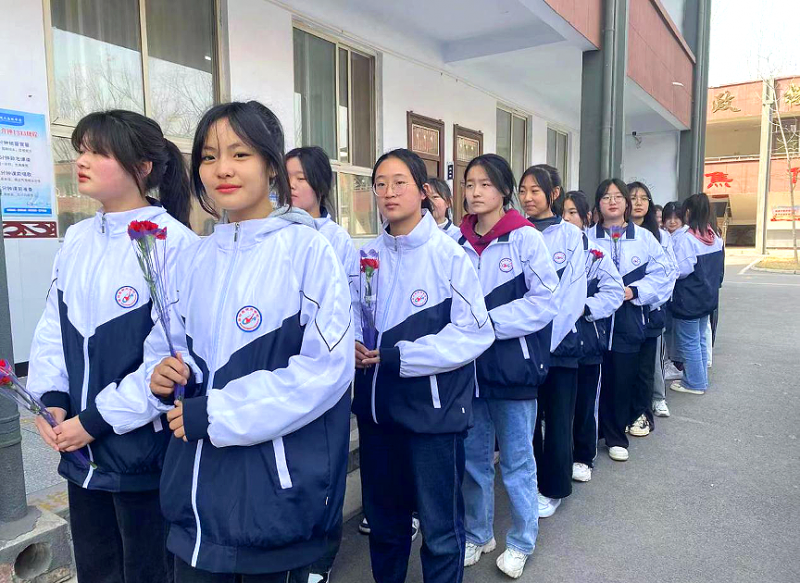 情暖三八节 巾帼绽芳华---明天高级学校庆祝2022年女神节活动